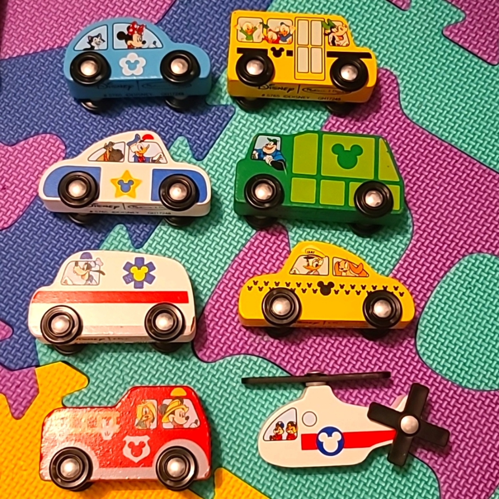 Mickey and friends Melissa and Doug set 5765